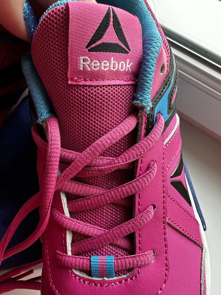 Buty damskie reebok 39