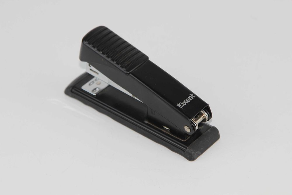 Канцелярские принадлежности