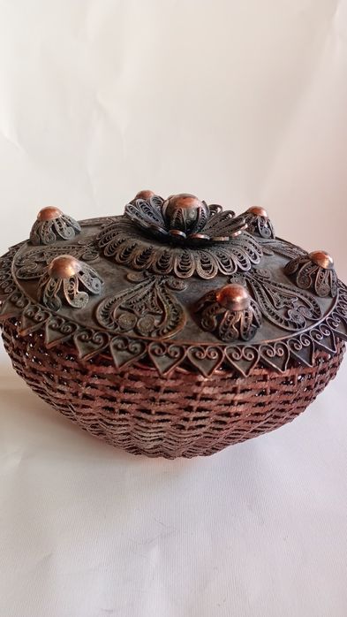 Koszyczek miedziany, szkatułka