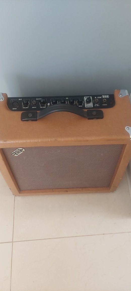 Wzmacniacz gitarowy combo ZAR. Made in Germany