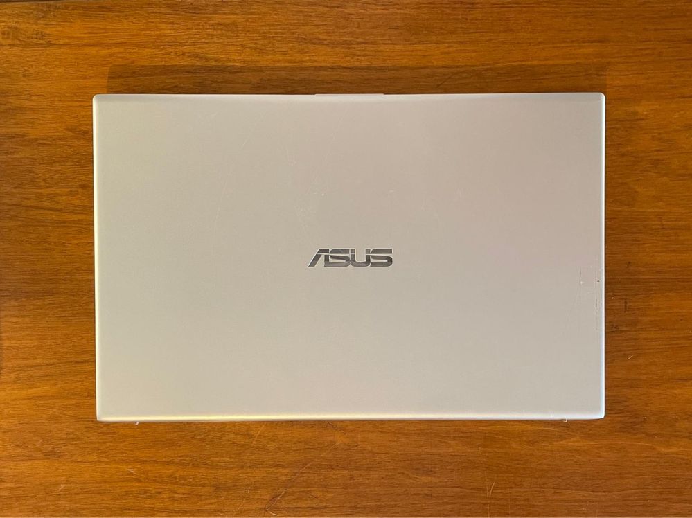 ASUS Vivobook 15