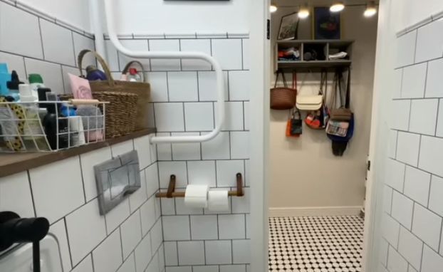 Вішак у ванну, туалет, кухню і т.п.