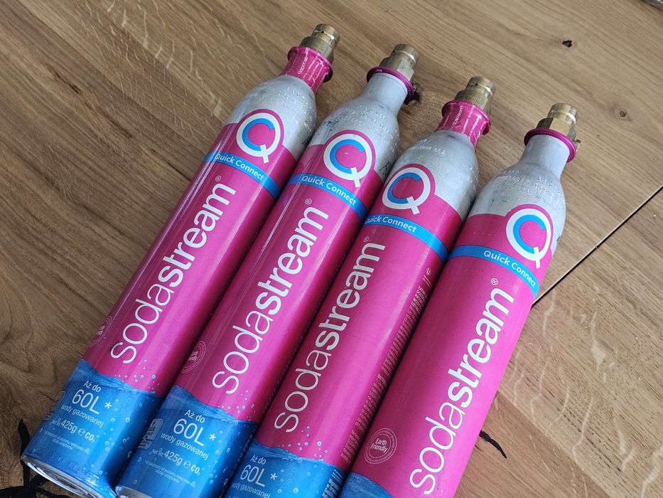 Nabijanie butli SodaStream różowej Kraków