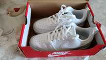 Ténis Nike originais Court Borough Low 2 Tam.36,5 Brancos NOVOS