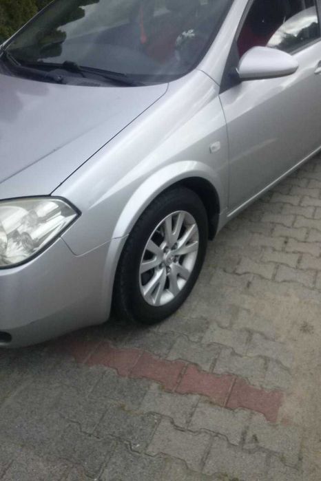 sprzedam  - zamienie na wiekszy kombi nisana primere
