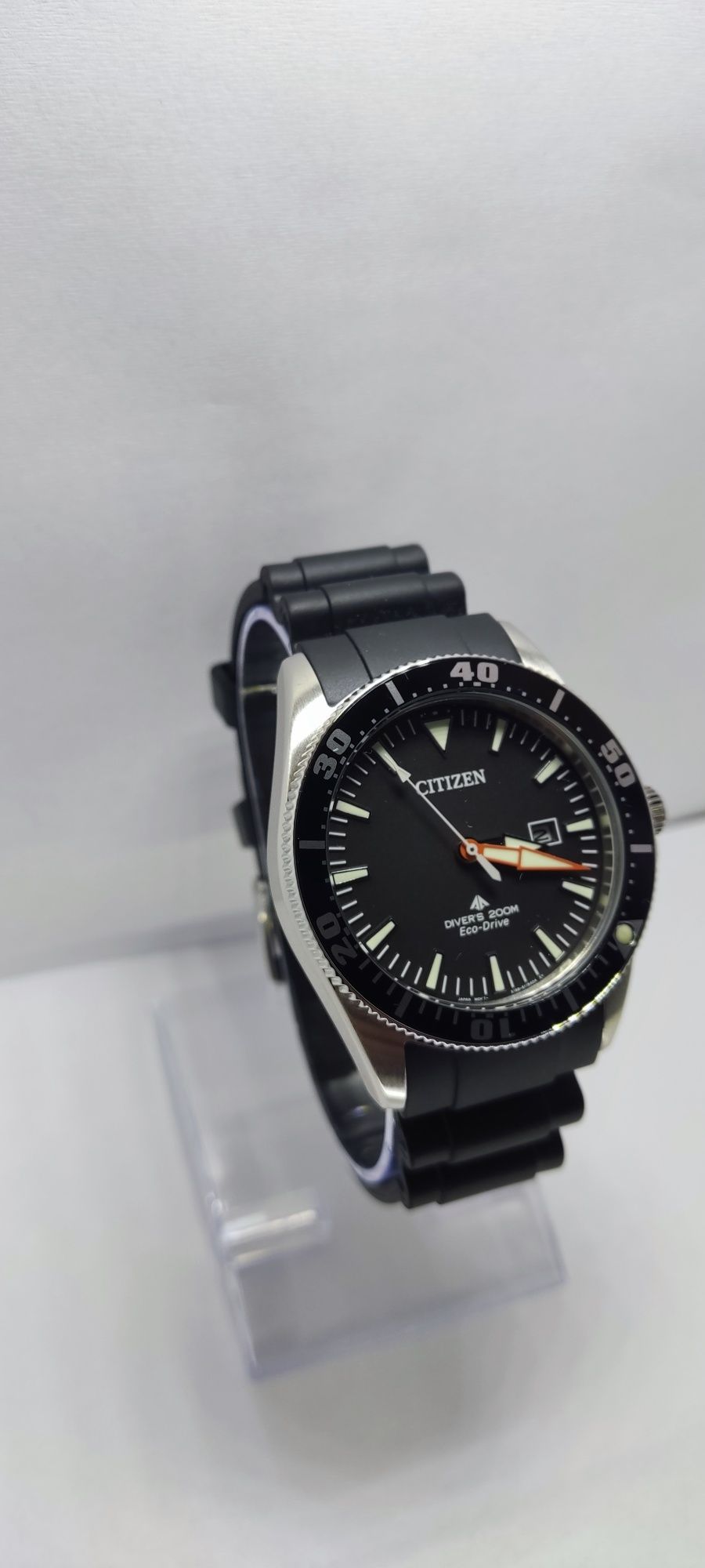 Nowy Citizen BN0100-42E Diver's 200m