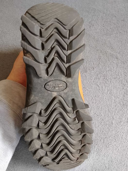 SPRANDI. Buty jesienno-zimowe.