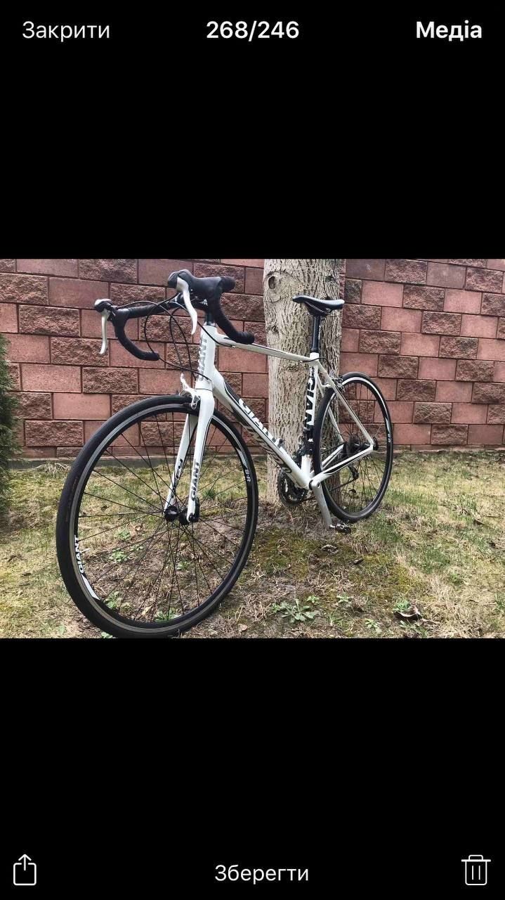 Велосипед Giant  Defy 3 (шосейник)