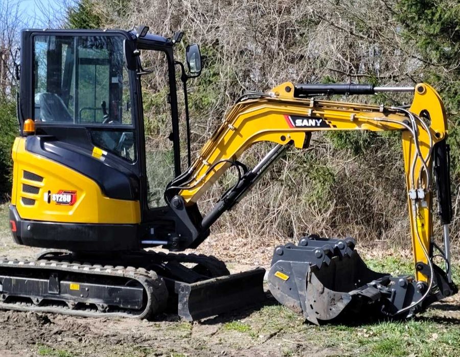 Minikoparka prace ziemne