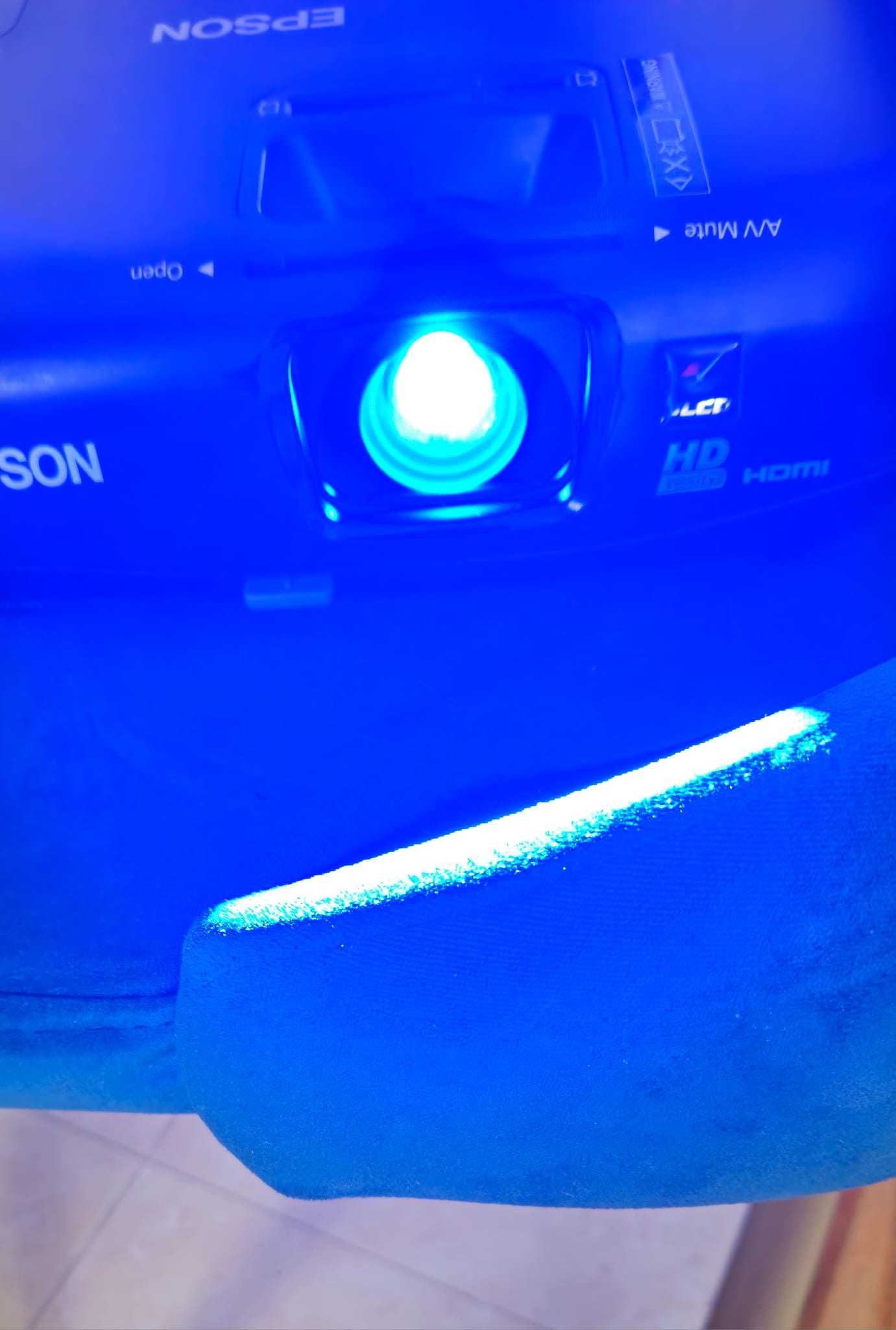 Sprzedam Projektor EPSON h499b