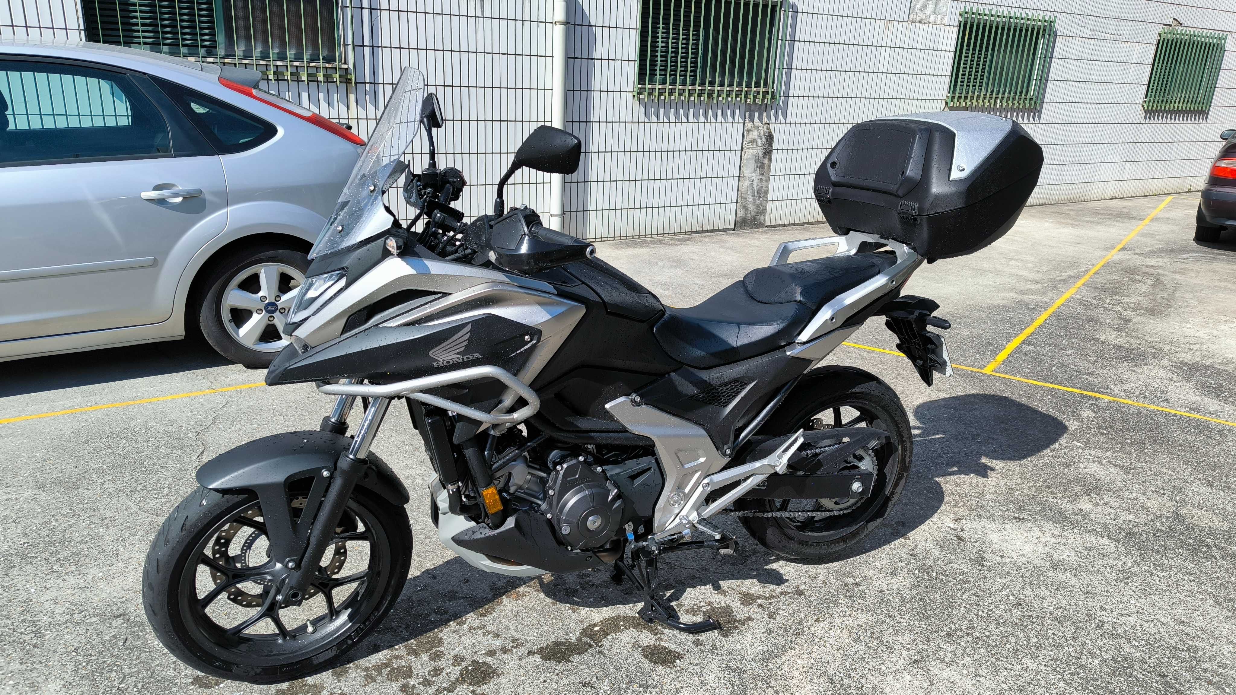 Honda NC750x 2021