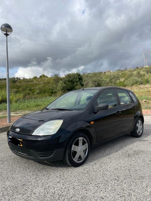Ford fiesta 1.1 em bom estado 2003