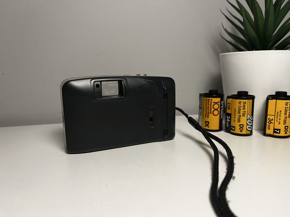 Pentax PC-330  26mm - aparat analogowy, zadbany, z kolekcji
