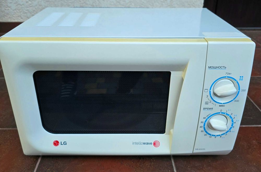 Микроволновка “LG Intellowave MB-4022G, 1100Вт + Гриль