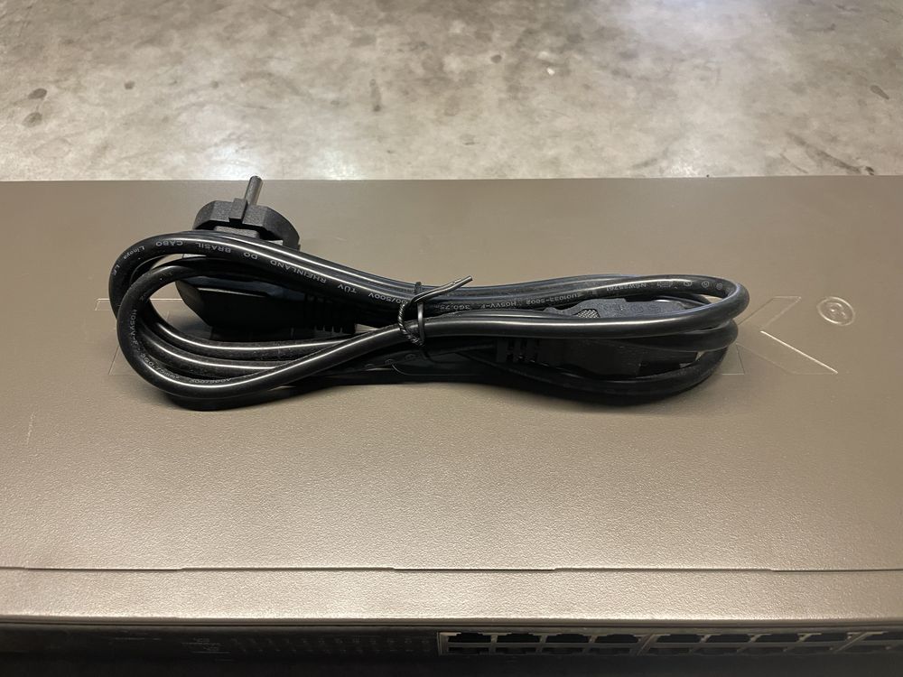 Switch TP-LINK TL-SG1024 24 porty gigabit rack 19”