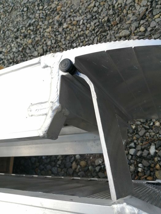 Najazdy aluminiowe, certyfikowane rampy do koparek - dostawa w 1h