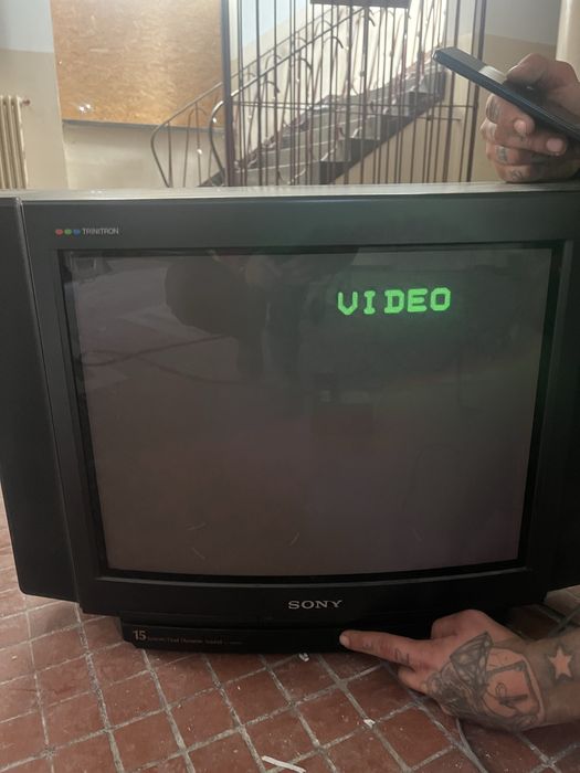 Stary  tv sony trinitron