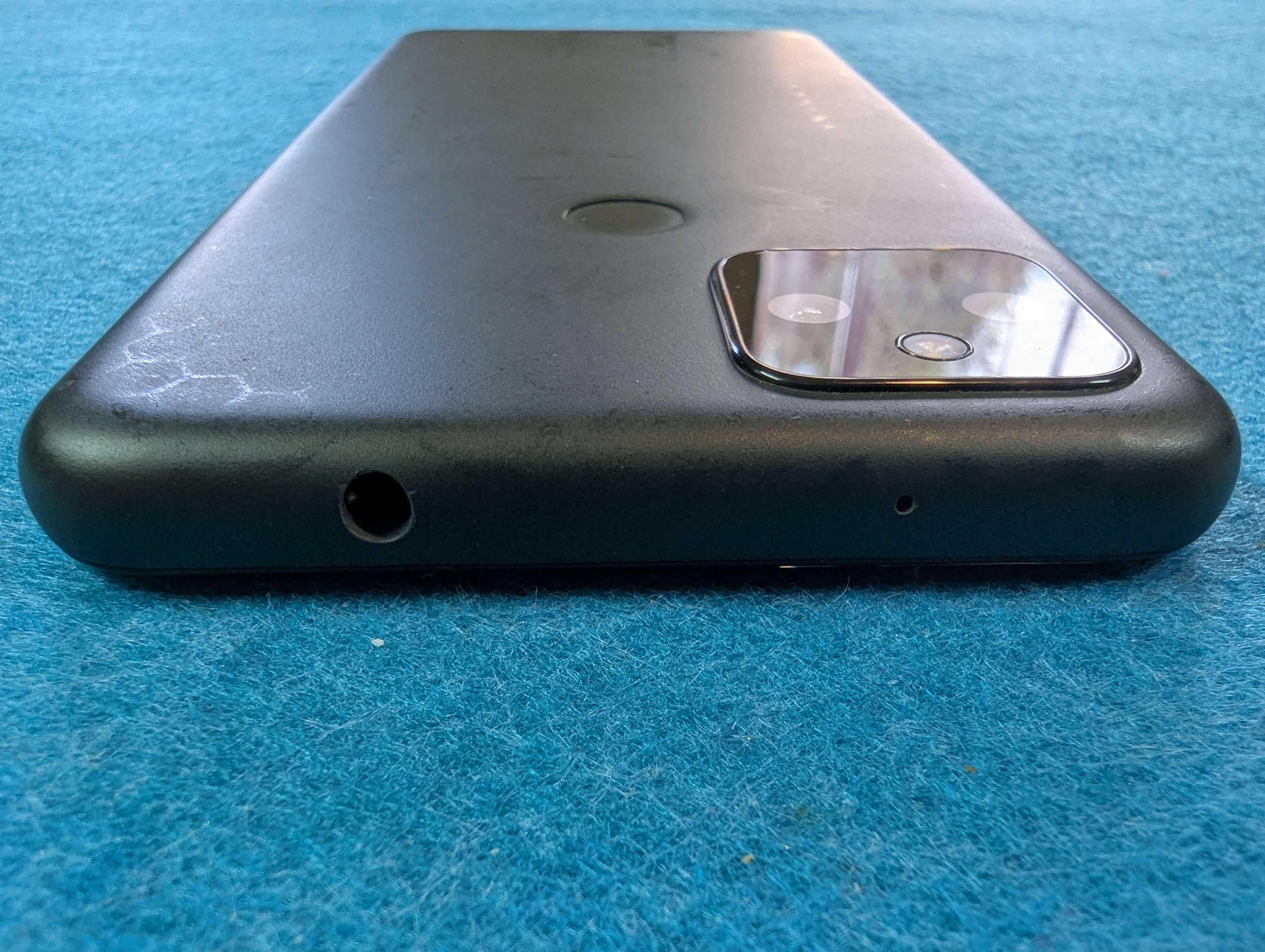 Google Pixel 5a (5G, 128 GB) — sem imagem — para peças/reparação