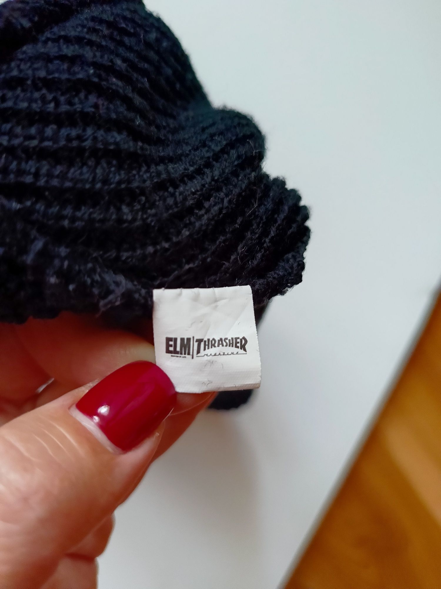 Trasher шапка чорна