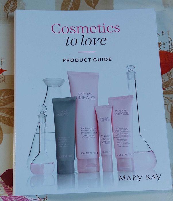 Katalog produktowy segregator kosmetyczny Mary Kay 2021