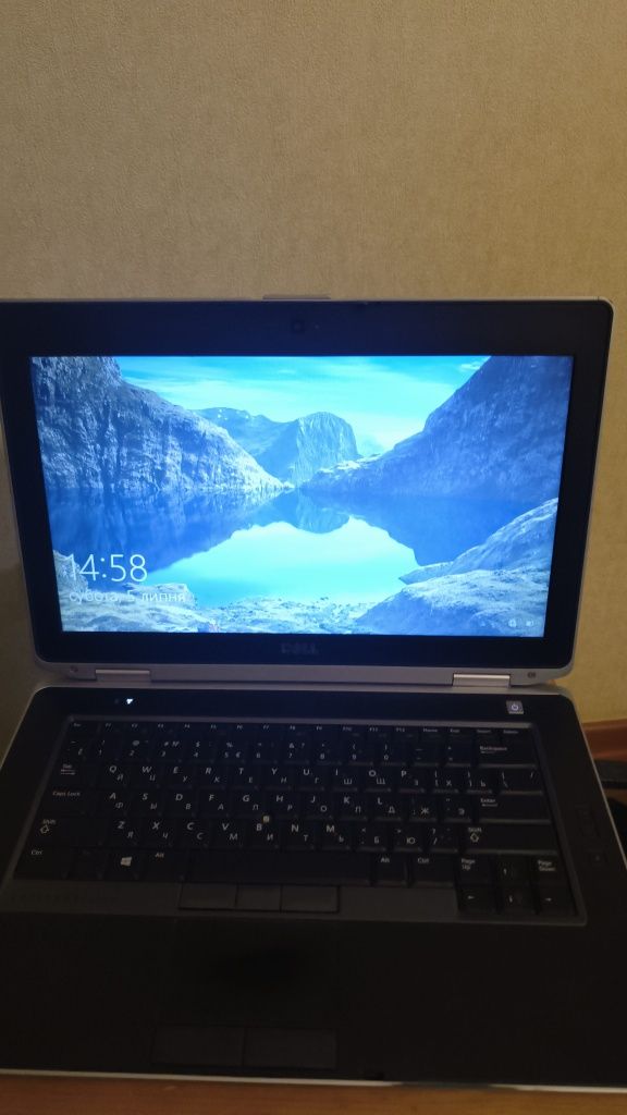 ноутбук Dell Latitude E6430