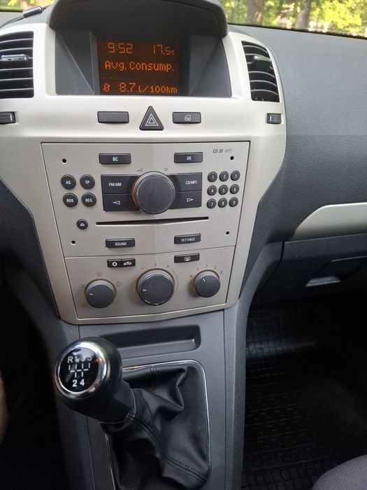 Opel Zafira в рідній фарбі, 7 місна