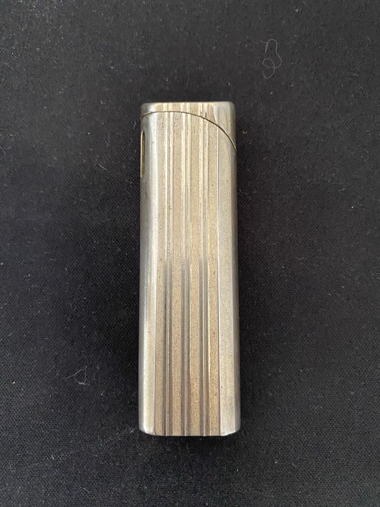 Conjunto de isqueiros raros