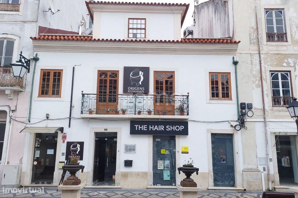 Baixa de Preço -Prédio -Comércio- Centro de Alcobaça