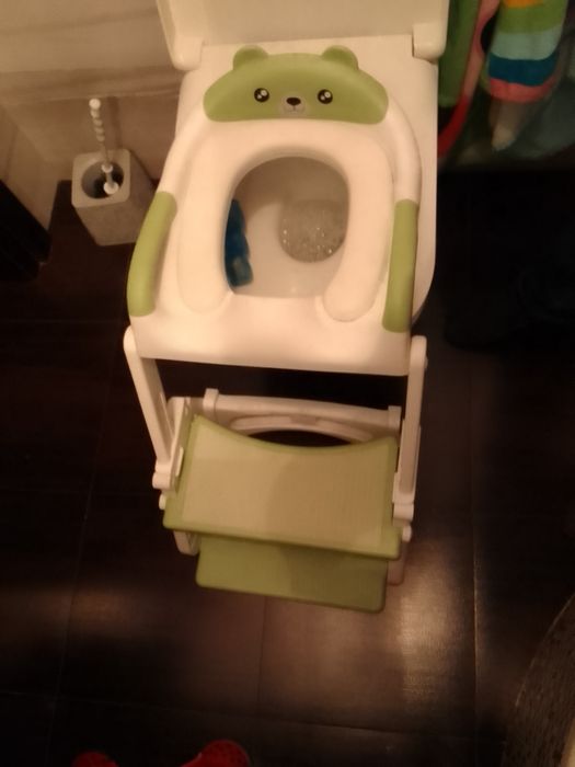 Podkładka na sedes dla dziecka.