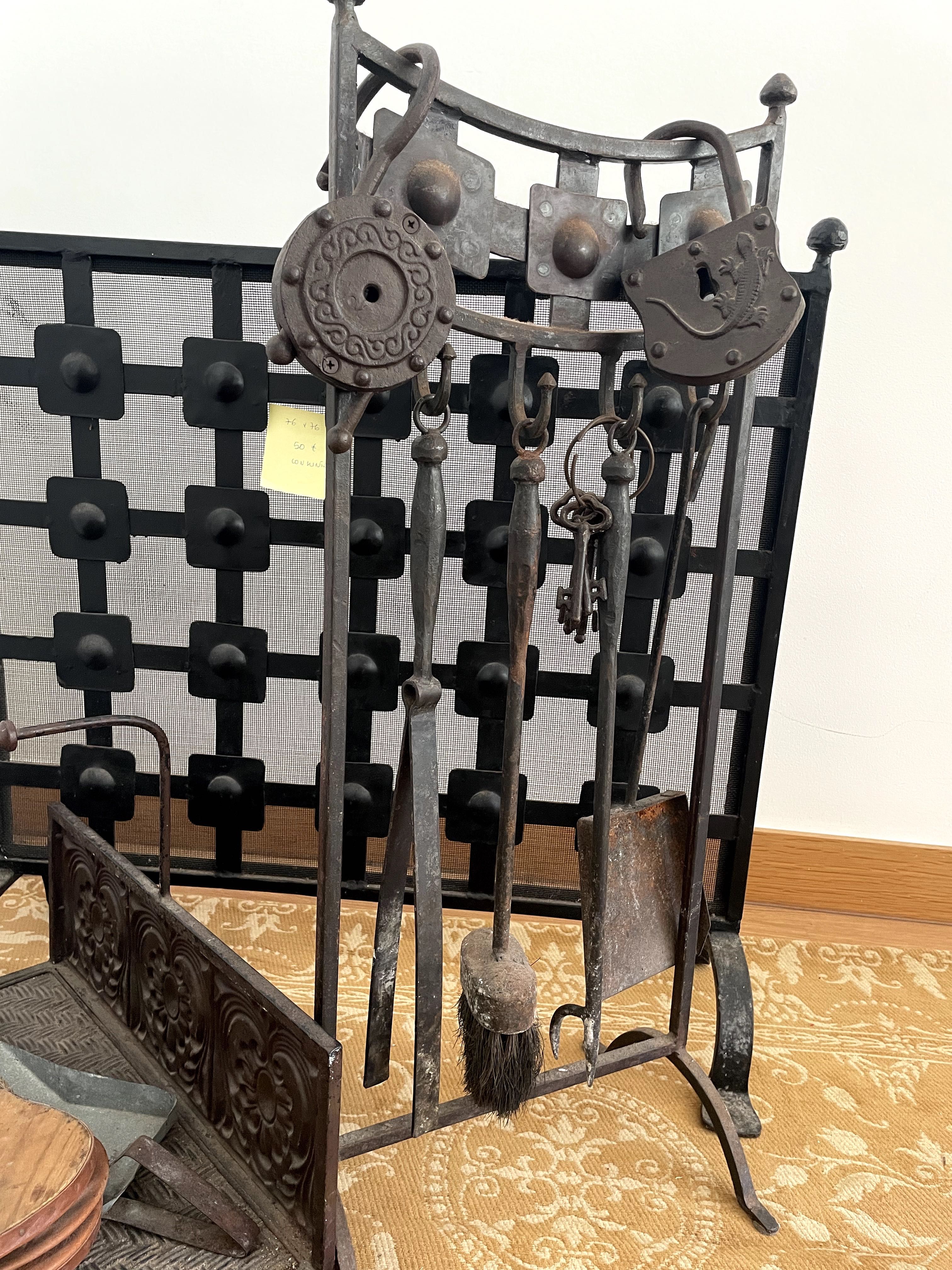 Conjunto de Lareira em Ferro