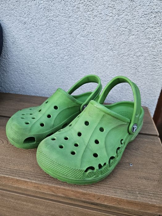 Zielone crocsy rozmiar 35