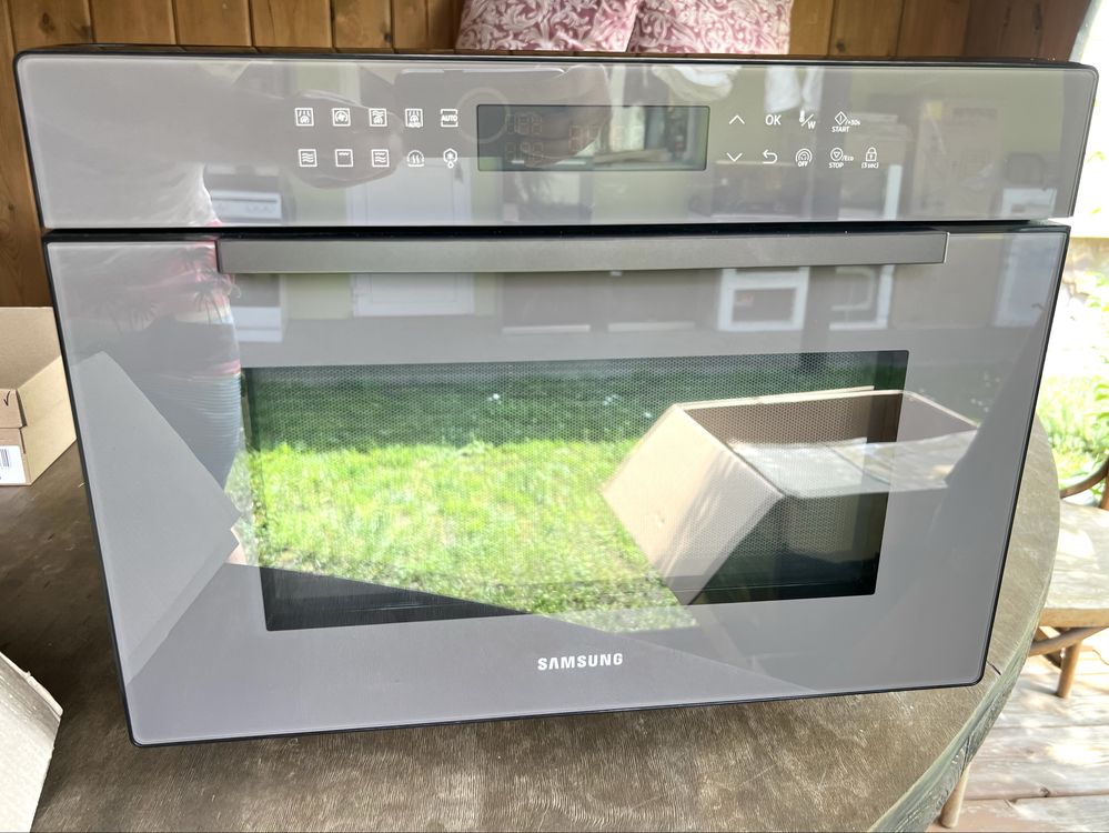 Супер ціна на НОВУ Samsung 3в1 Гриль, Мікрохвильова піч, Духовка