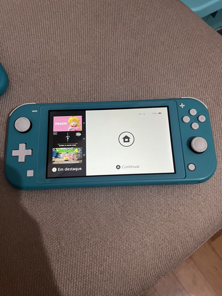 Nintendo Switch Lite