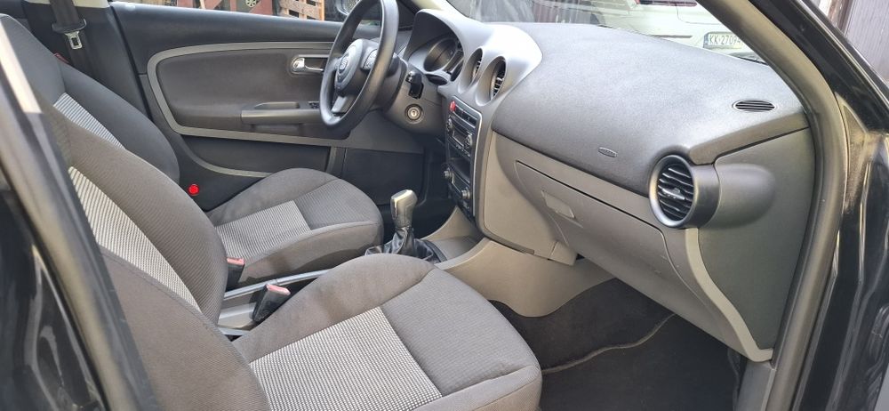 Seat Ibiza 1.4 benzyna Polift