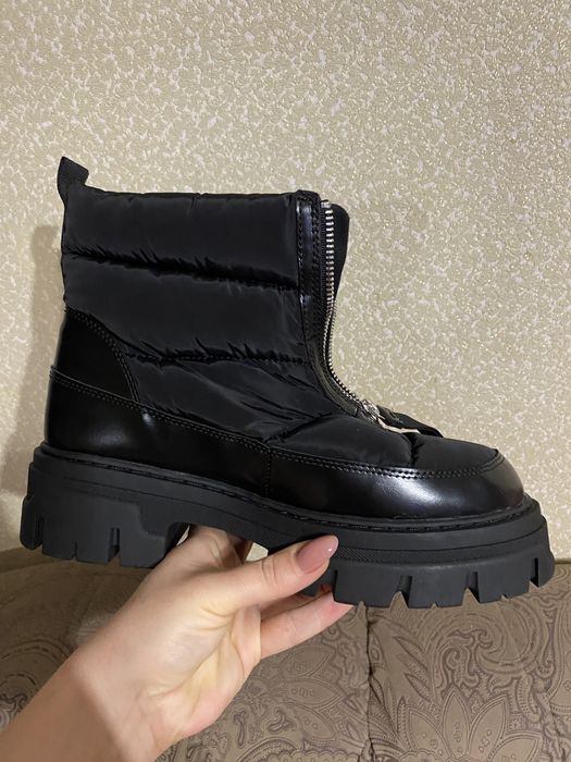 Новые модные зимние ботинки 41 р H&M