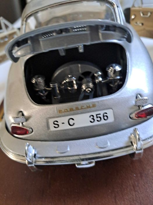 Bburago 1:18 - Porsche 356b coupe 1961
