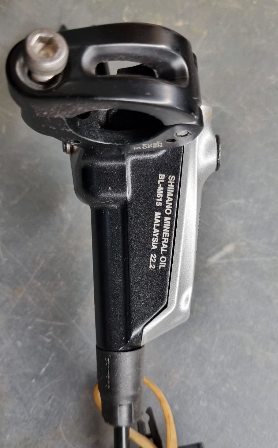 Travão BTT Shimano Deore M615