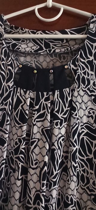 Платья нарядные 3 шт