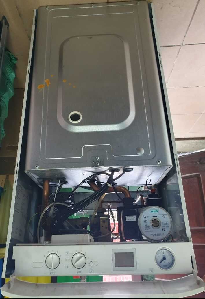 USZKODZONY Kocioł piec gaz 1-funkc kondensacyjny BIASI M110B.24 SV/BD