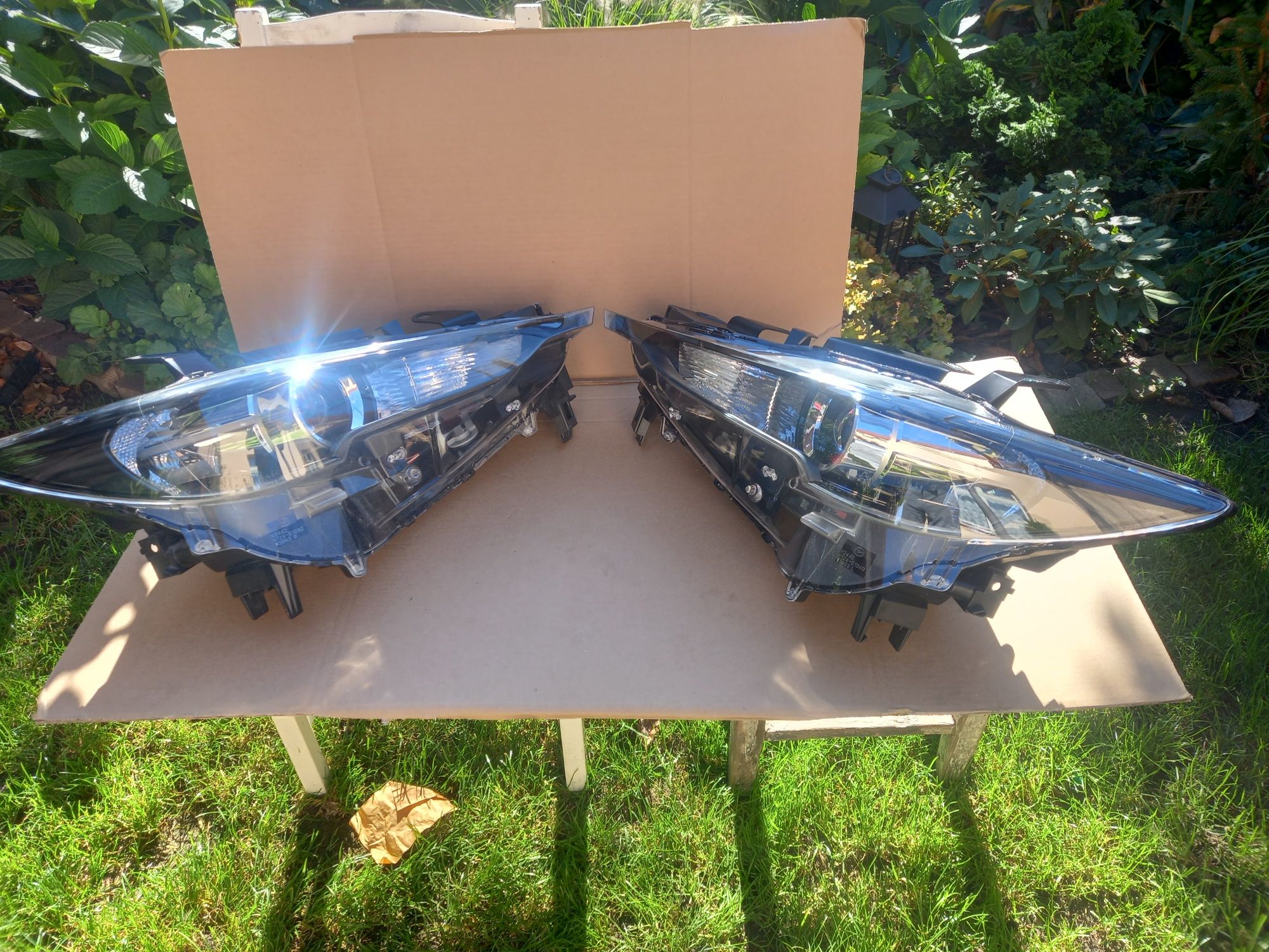 Komplet lamp przednich Mazda CX 5 ll LED