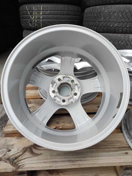 Диски Borbet R17 5x112 ET40 8J. Привезены из Германии