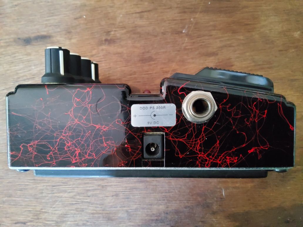 Death Metal Distortion FX86B da D.O.D.