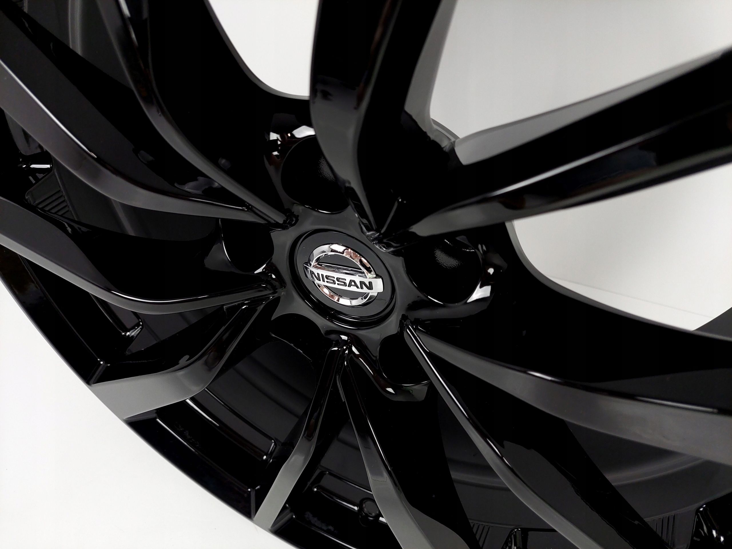 FABRYCZNIE NOWE Felgi MAK 19" Nissan Qashqai X-Trail Rogue Stagea