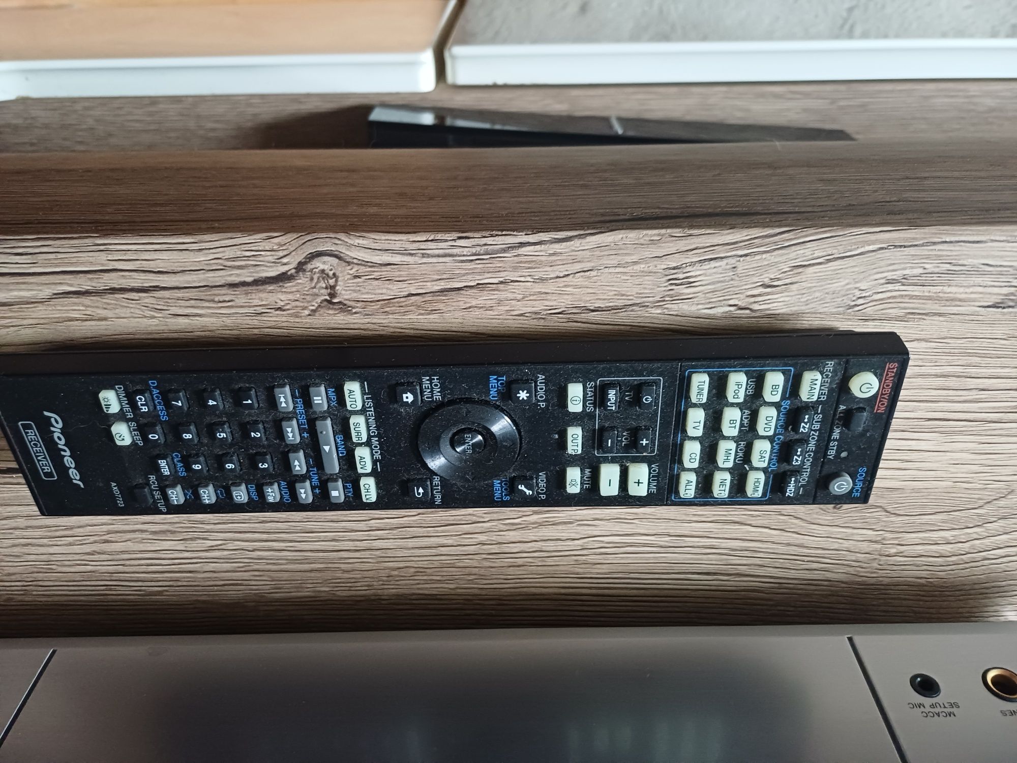 Amplituner Pioneer