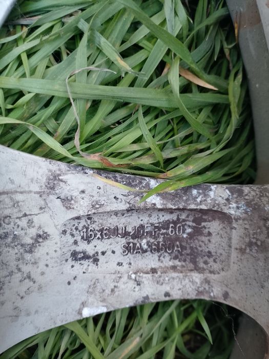 Felgi aluminiowe Honda 16" 5x14.3 + opony zimowe