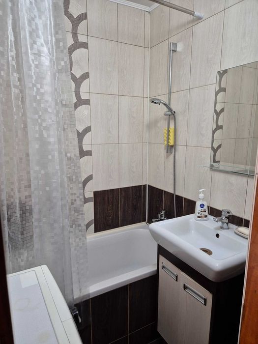 Видається подобово двокімнатна квартира