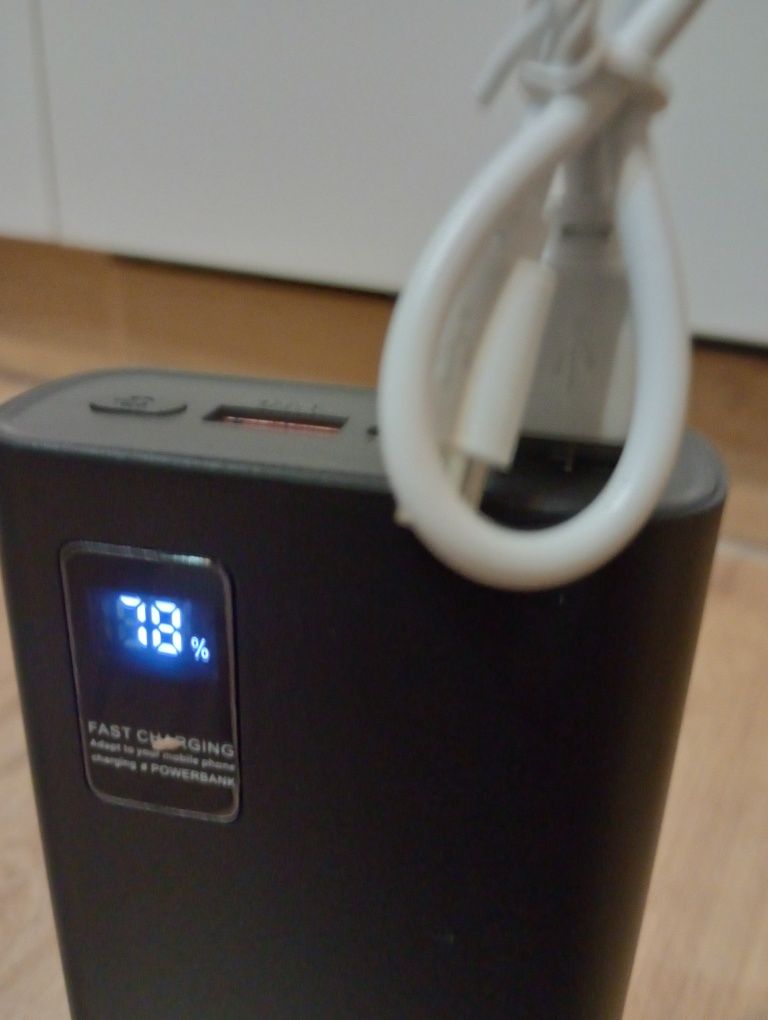 2x PowerBank 10000 i 20000mAh, 22,5w-Szybkie Ładowanie+ 4 kable USB -C