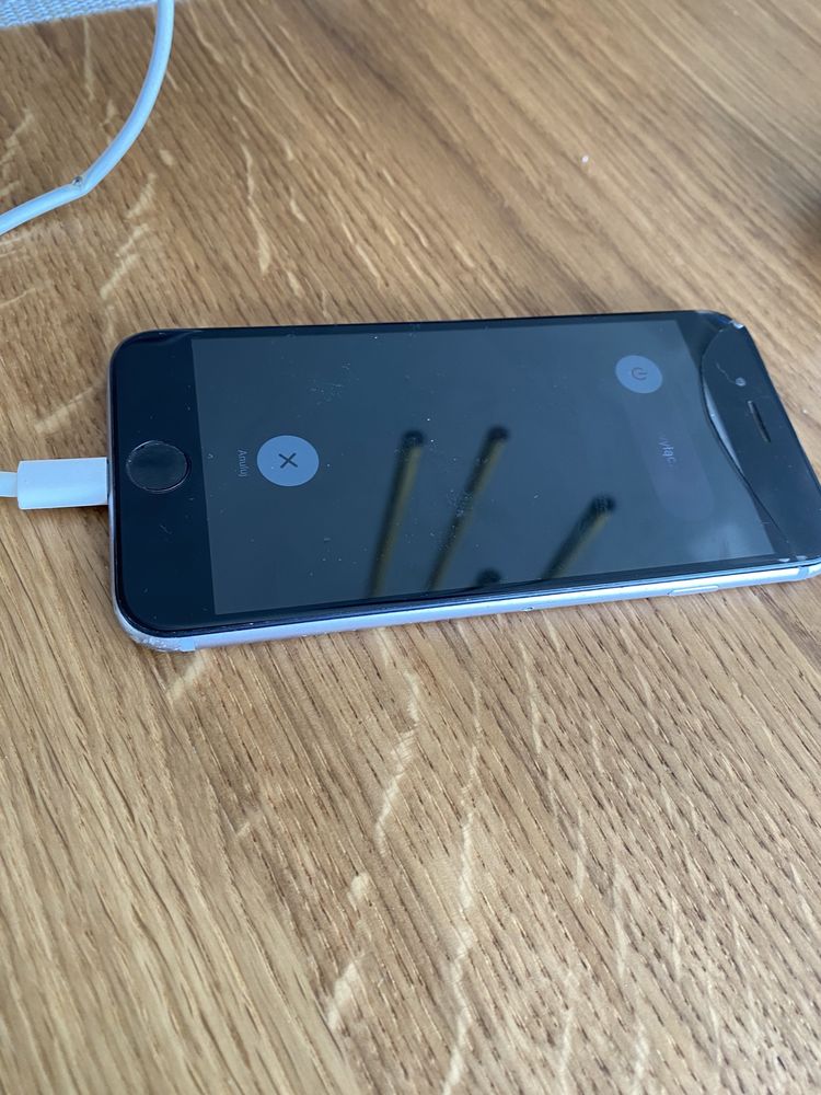 iphone 6s uszkodzony zablokowany