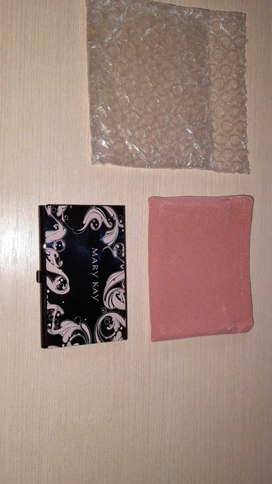 Визитница для кр карт прав и визиток Mary Kay
