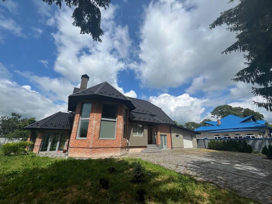 Затишний будинок